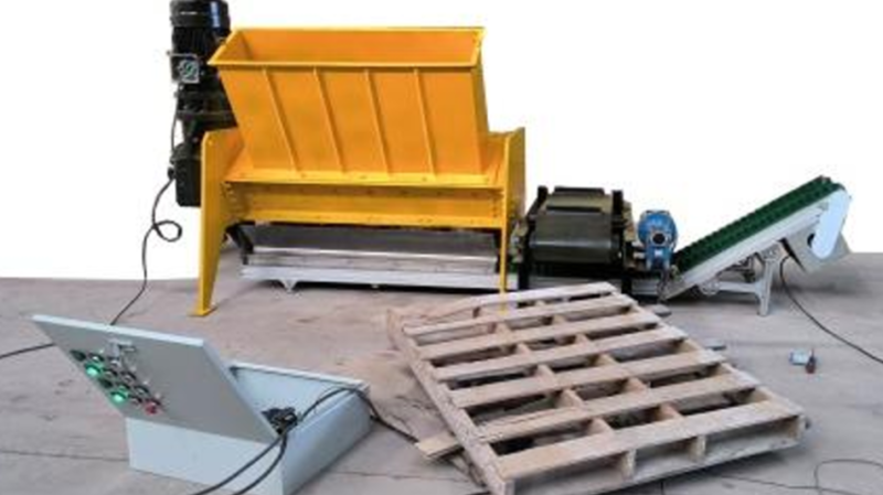 картинка Аппарат для измельчения деревянных поддонов, полная комплектация с конвейером и магнитным сепаратором, модель JK-35-X  от интернет-магазина Метасила