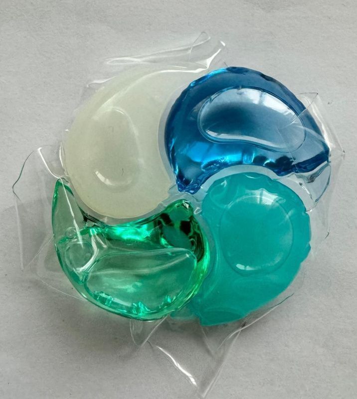 картинка Станок барабанного типа по производству четырехкамерных капсул для стирки (модель Р-10) от интернет-магазина Метасила