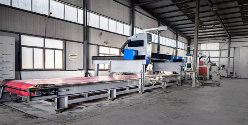 картинка 5 осевой мостовой станок с ЧПУ для обработки мрамора, гранита, модель GG7 от интернет-магазина Метасила