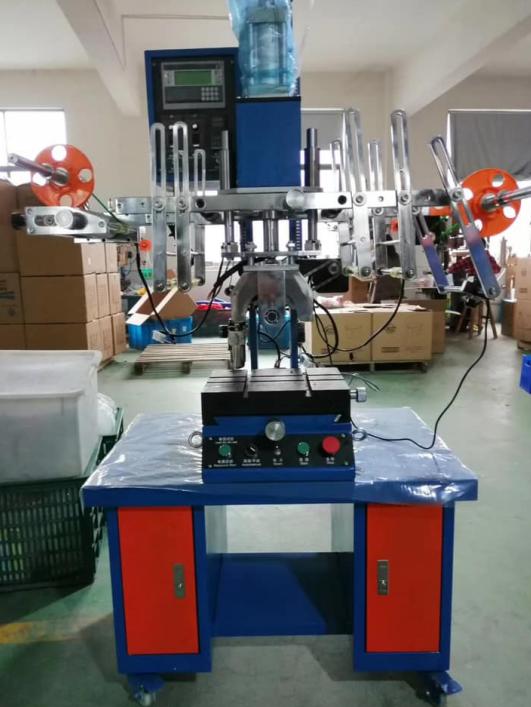 картинка Машина для термопечати на пластиковой таре SN21 от интернет-магазина Метасила
