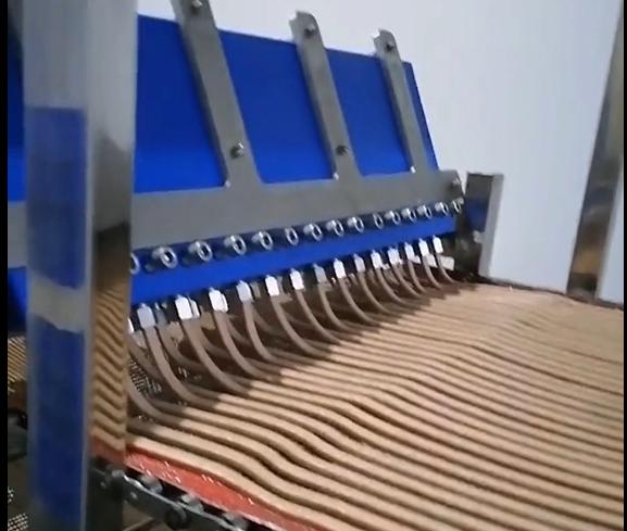 картинка Линия по производству и упаковке влажного корма для собак/кошек (3 т/ч) от интернет-магазина Метасила