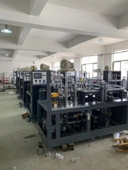 картинка Машина для производства бумажных стаканов cw-700 от магазина Метасила