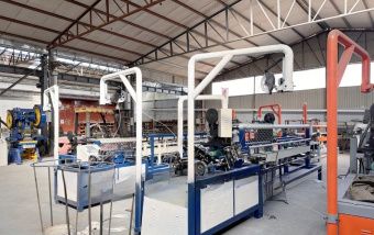 картинка Автоматический станок по производству сетки рабицы (модель RZ-123) от магазина Метасила