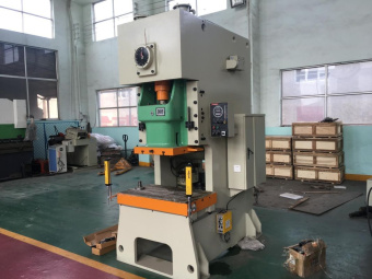 картинка Линия по производству металлических крепежных уголков SL40 от магазина Метасила