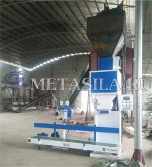 фото Станок для упаковки сыпучих материалов в мешки UP-98  от магазина Метасила