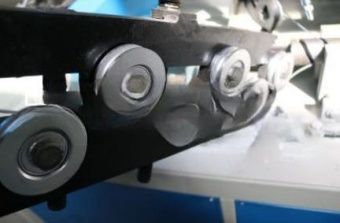 картинка Автоматический станок по производству сетки рабицы (модель RZ-123) от магазина Метасила